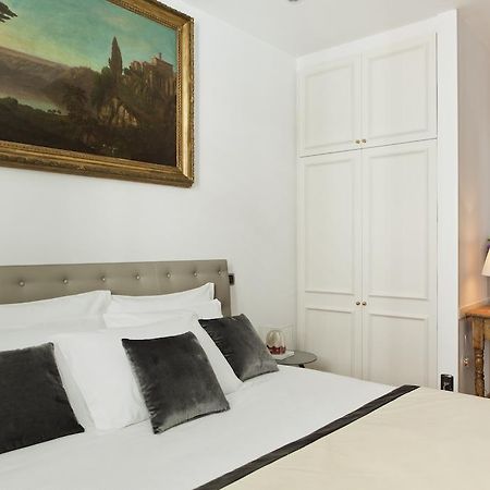 Garibaldi Suites Piazza Di Spagna โรม ภายนอก รูปภาพ