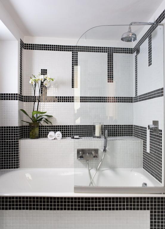 Garibaldi Suites Piazza Di Spagna โรม ภายนอก รูปภาพ