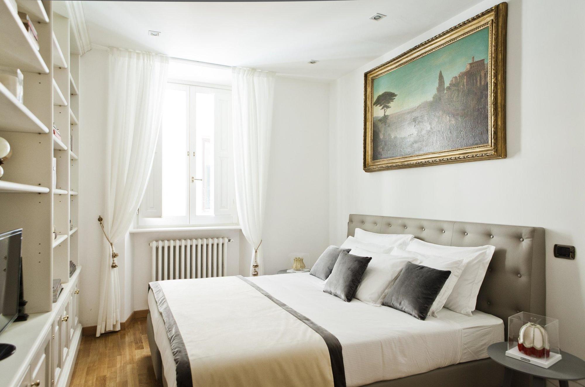 Garibaldi Suites Piazza Di Spagna โรม ภายนอก รูปภาพ