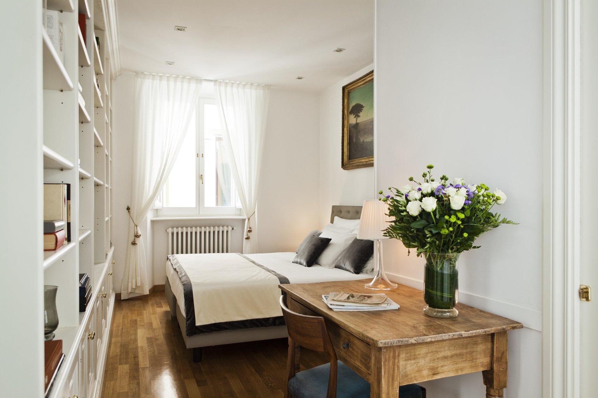 Garibaldi Suites Piazza Di Spagna โรม ภายนอก รูปภาพ