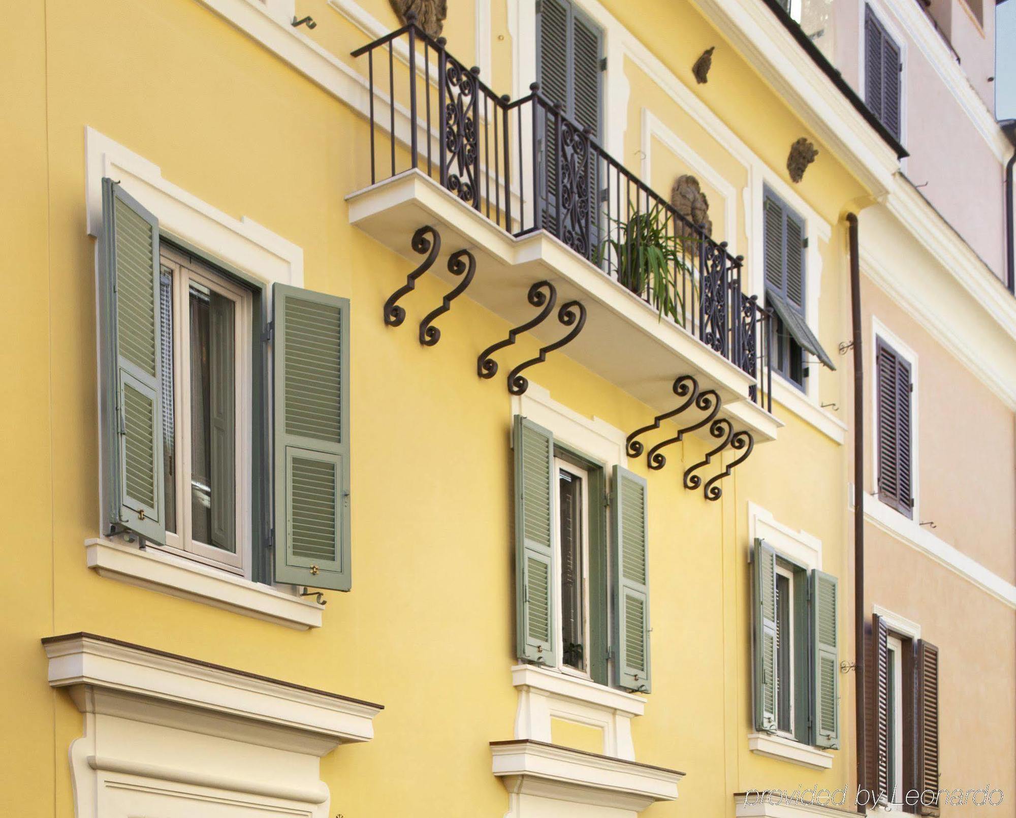Garibaldi Suites Piazza Di Spagna โรม ภายนอก รูปภาพ